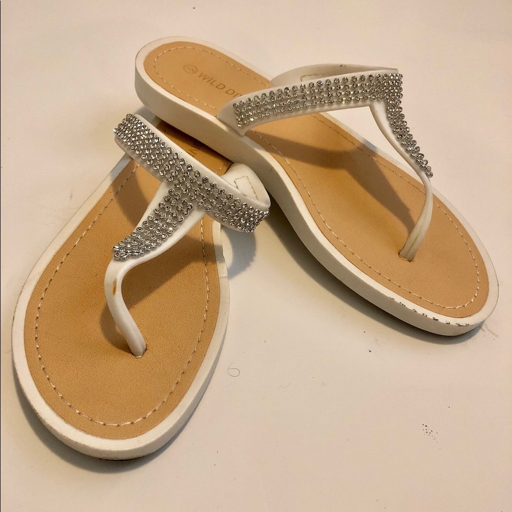 White & diamond stud jelly flip flops
